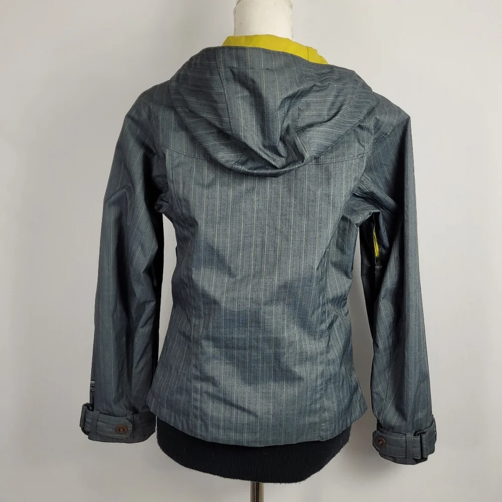 Columbia Gray Yellow Striped Ski Snowboard Coat Size Small In Women's